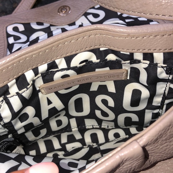 MARC BY MARC JACOBS Crossbody - Picture 6 of 8